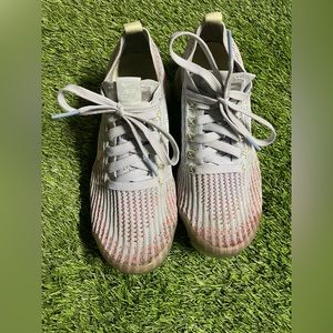 Vapor max- Nike- shoes- woman 6.5 men 5